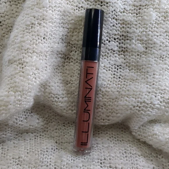 ILLUMINATI Cosmetics Liquid Lipstick in Reveal, 2.8ml/0.10fl oz - Picture 4 of 8